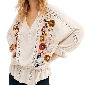 🤍Free People Ivory Peasant Blouse with Multicolor Floral Embroidery🤍